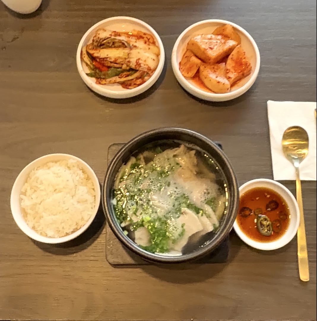 Busan Jeong: appetizing, well-composed food photography
