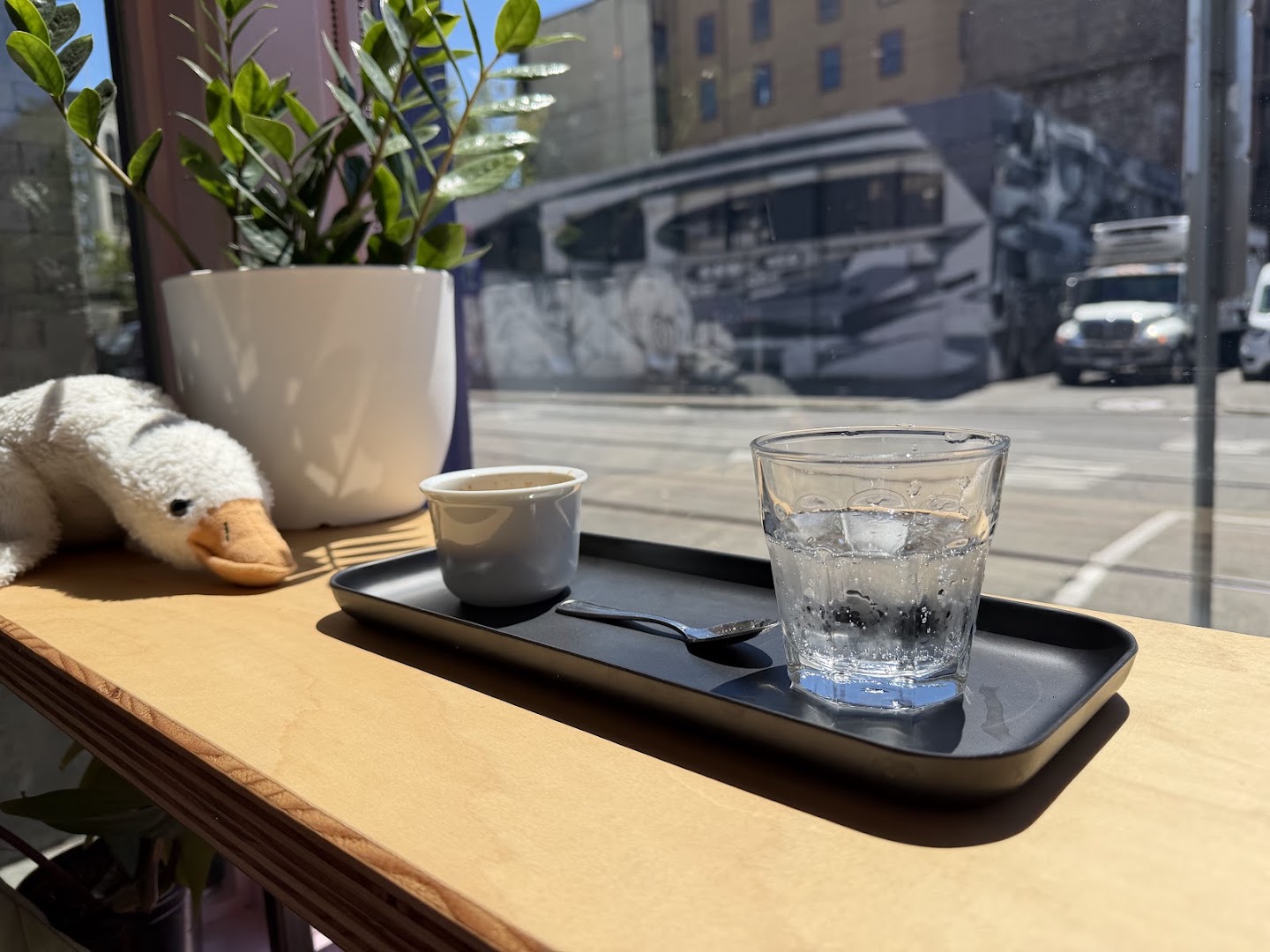 Gloom Coffee Bar: inviting atmosphere and quality shot