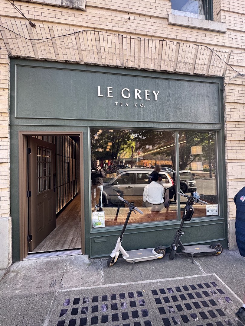 Le Grey Tea Co.: clear, professional storefront exterior shot