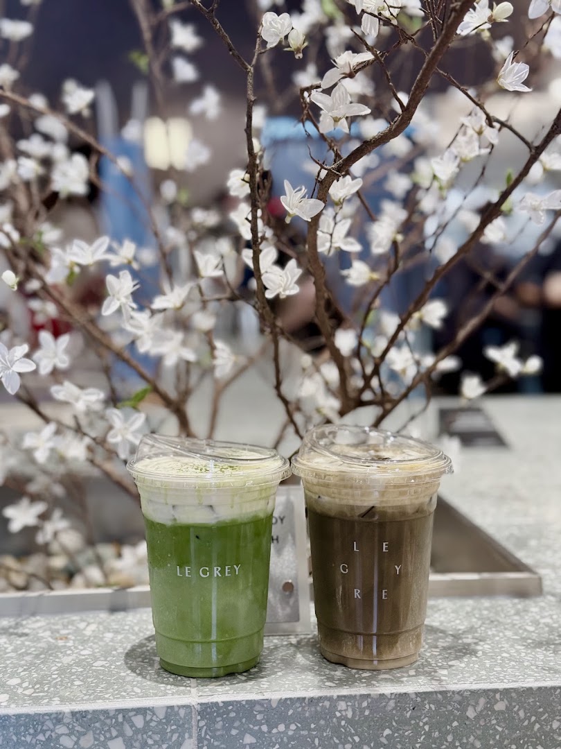 Le Grey Tea Co.: high quality, aesthetic product photo