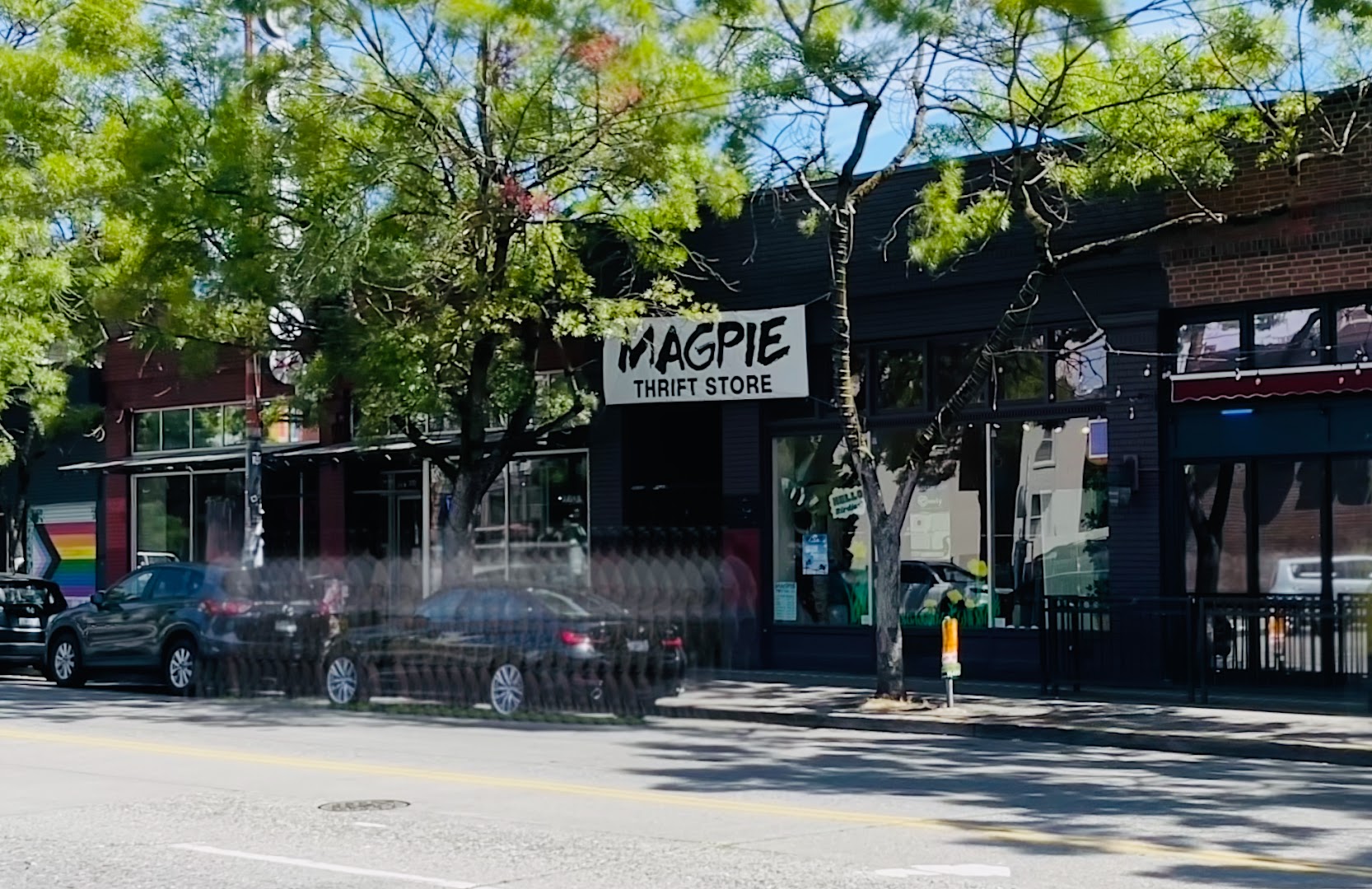 Magpie Thrift: clear storefront photo of shop
