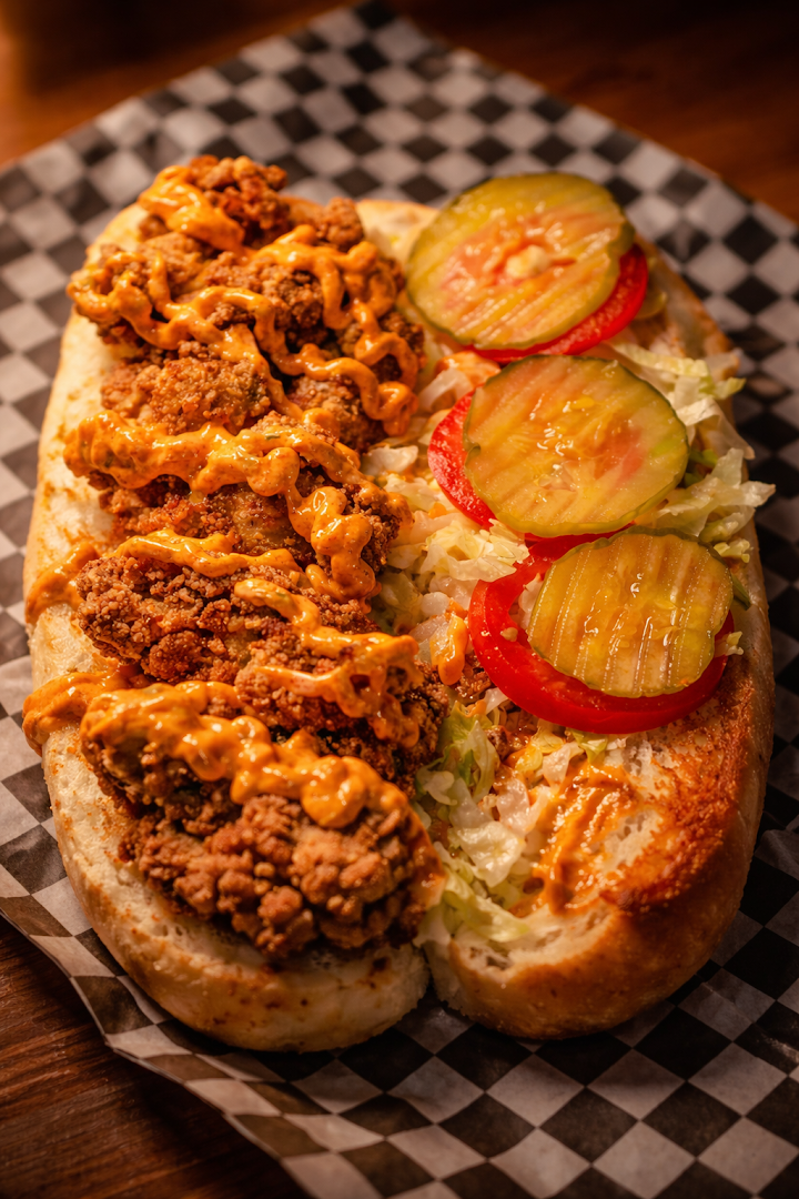 Po'Boy & Tings: high quality, appetizing food photo