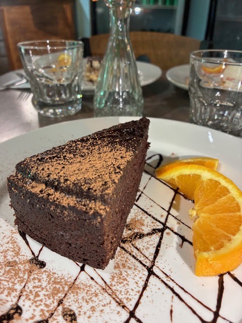 Roma Ristorante: appetizing photo of restaurant dessert