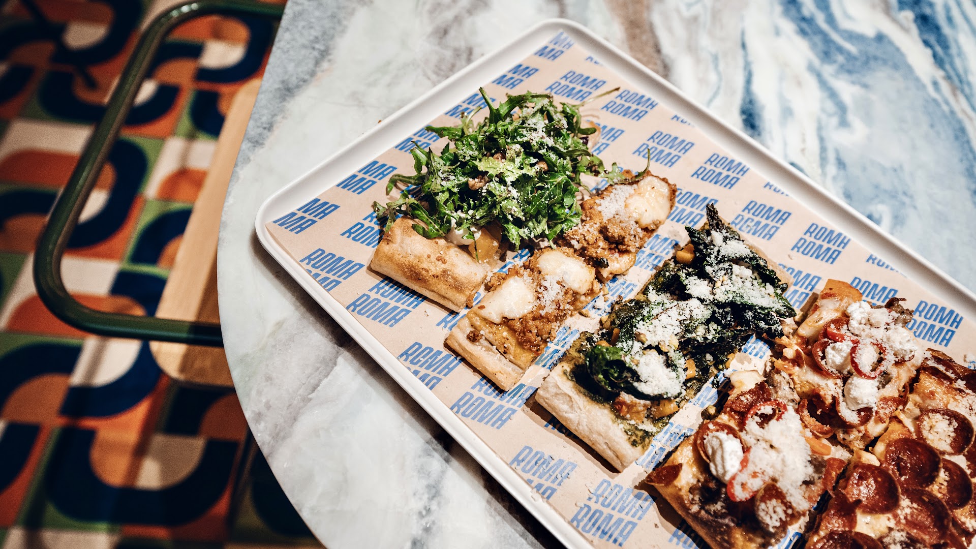 Roma Roma: appetizing food photo with branding
