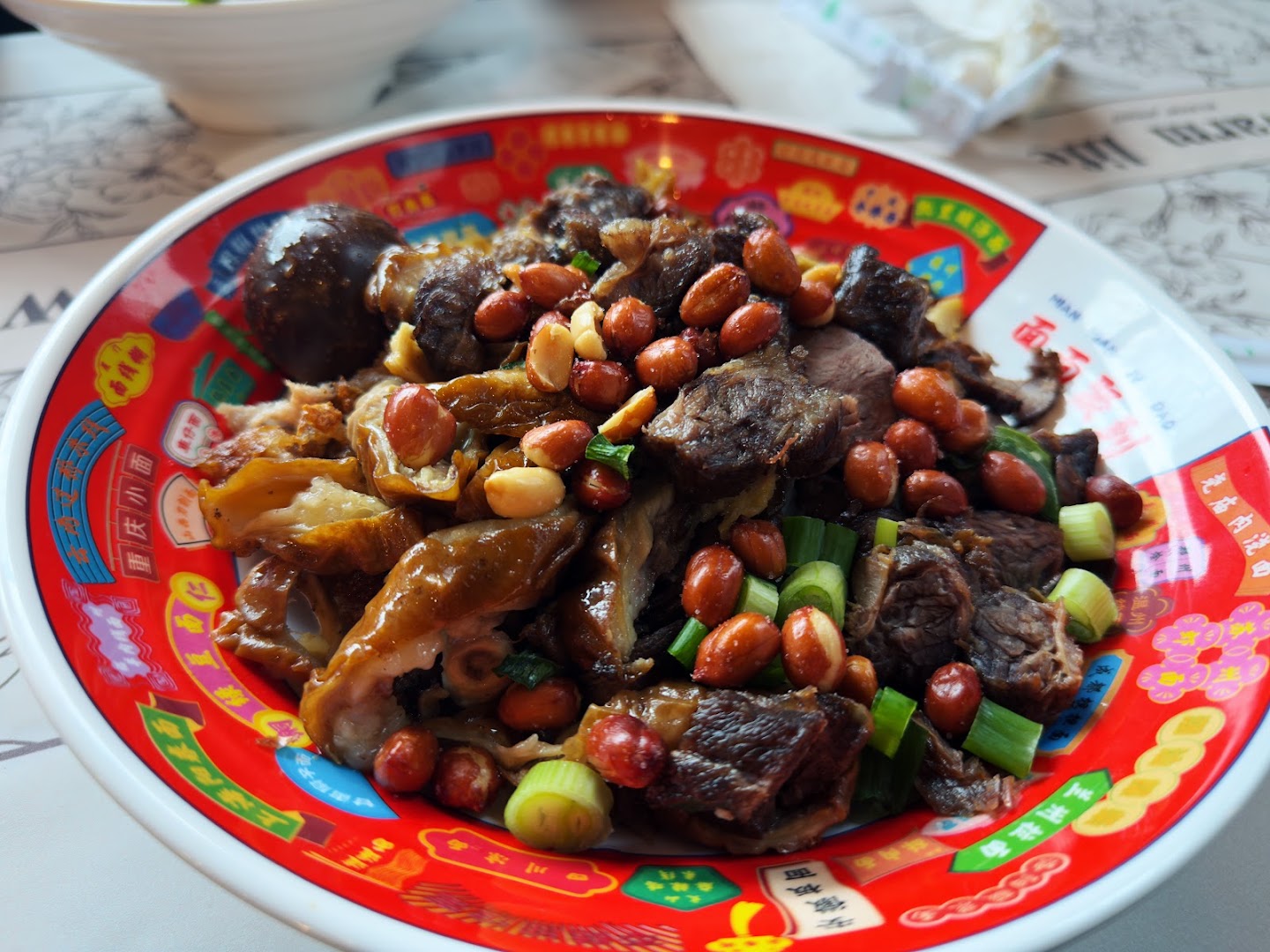 Win Feng Noodles: appetizing, high-quality food photo