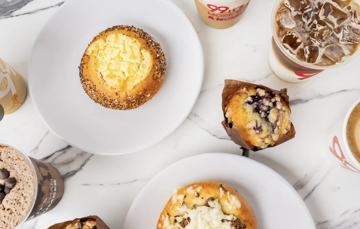 99 Cafe: appetizing, high-quality food photography