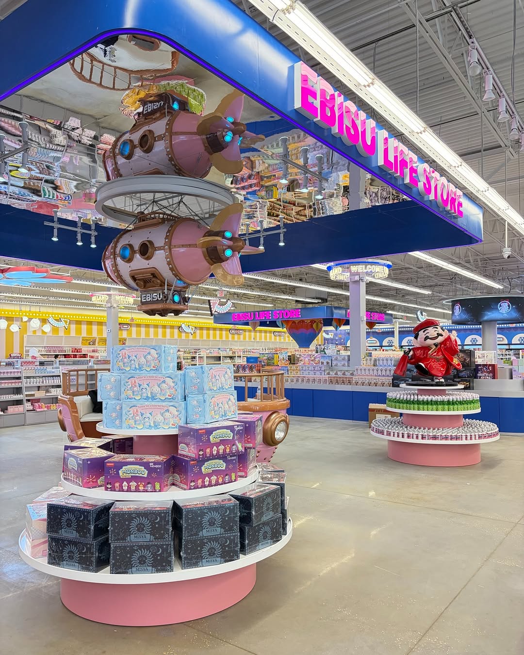 Ebisu Life Store: clear, professional shop interior photo