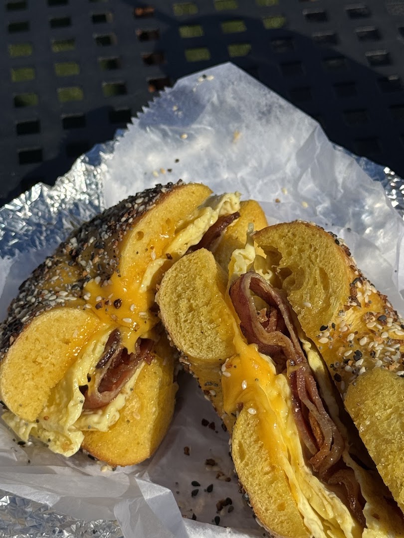 Homesick Bagels: appetizing, high-quality food photo