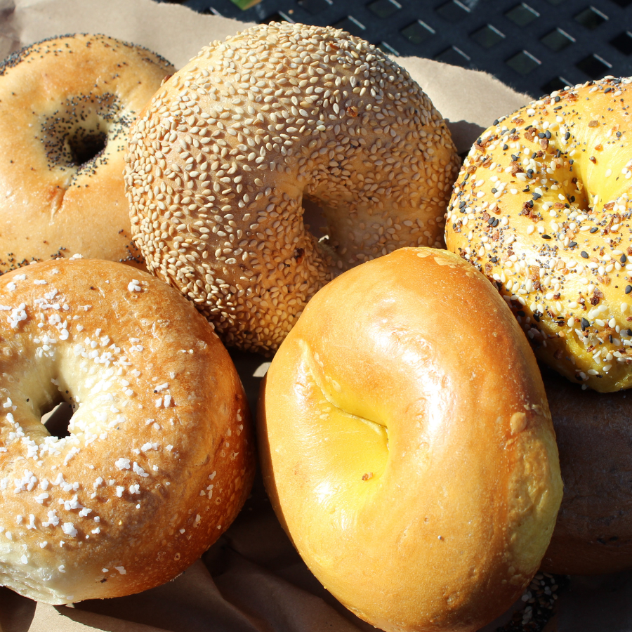 Homesick Bagels: appetizing, high-quality food photography