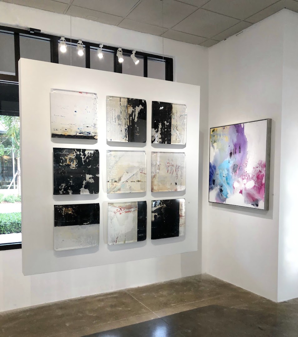 John Schuyler Gallery: clear photo of gallery exhibition