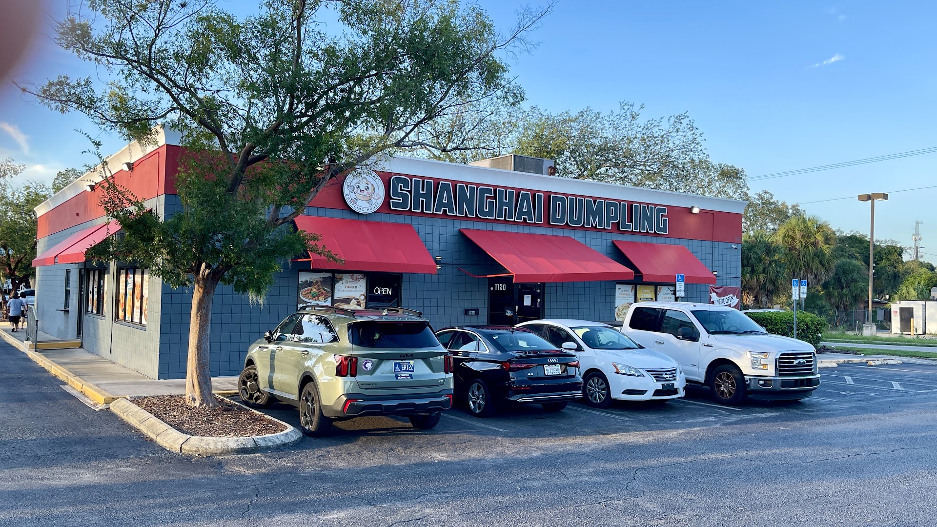 Shanghai Dumpling House: clear exterior shot of restaurant