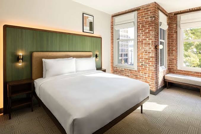 Arlo Washington DC: professional, high-quality hotel room photo