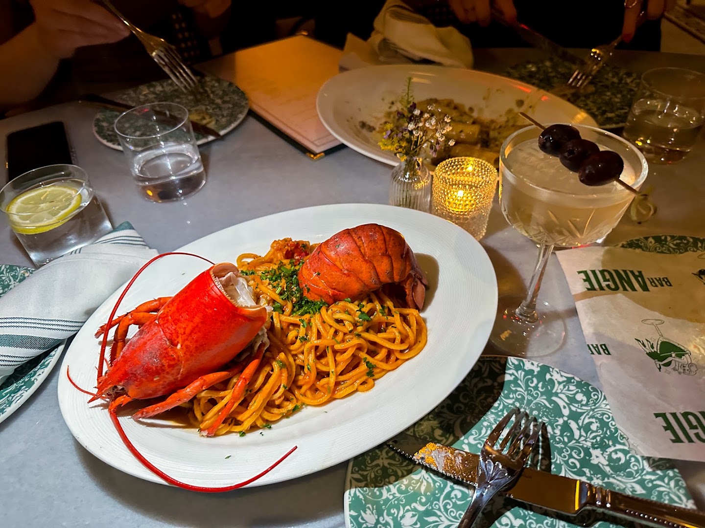 Bar Angie: appetizing food and drink photography