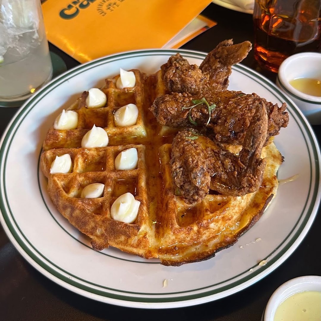 Cana: appetizing photo of bar food