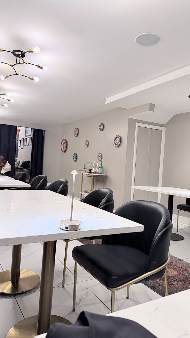 El Taller del Xiquet: clear, professional interior restaurant shot