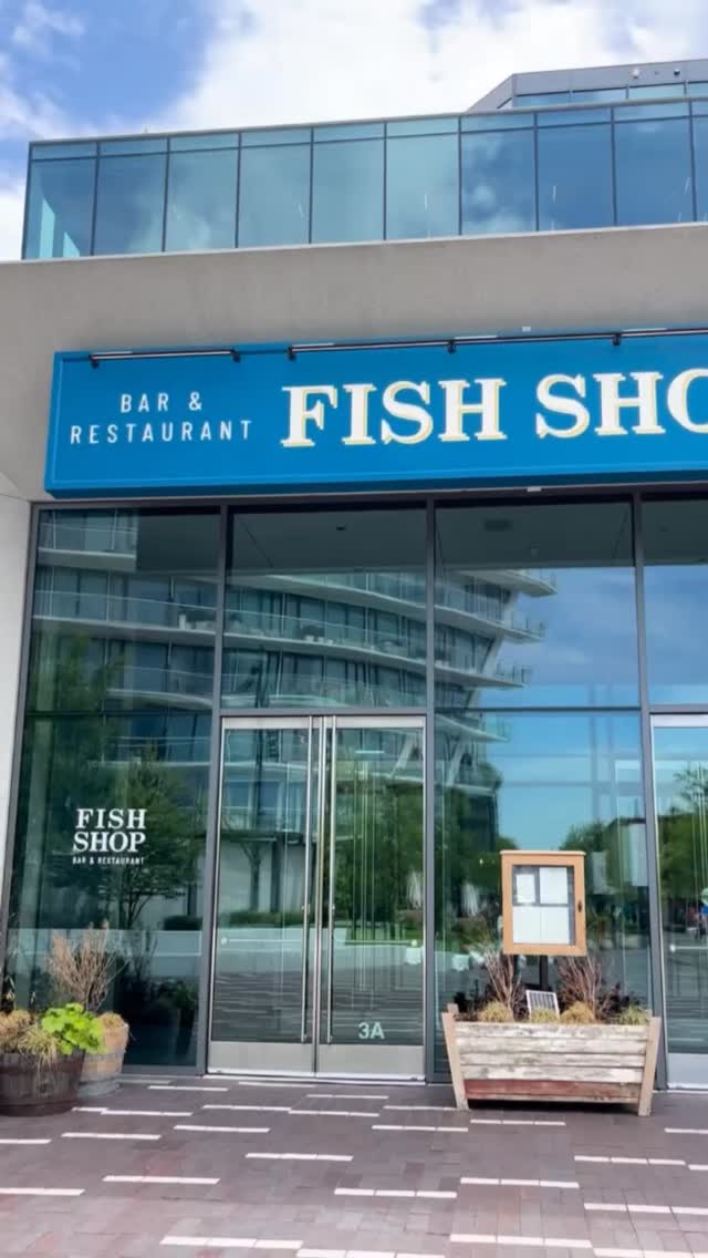 Fish Shop: clear photo of restaurant exterior