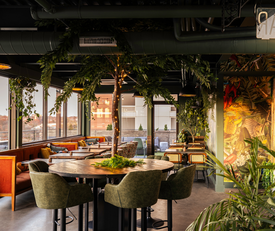 Hotel Nell: high quality, inviting hotel interior