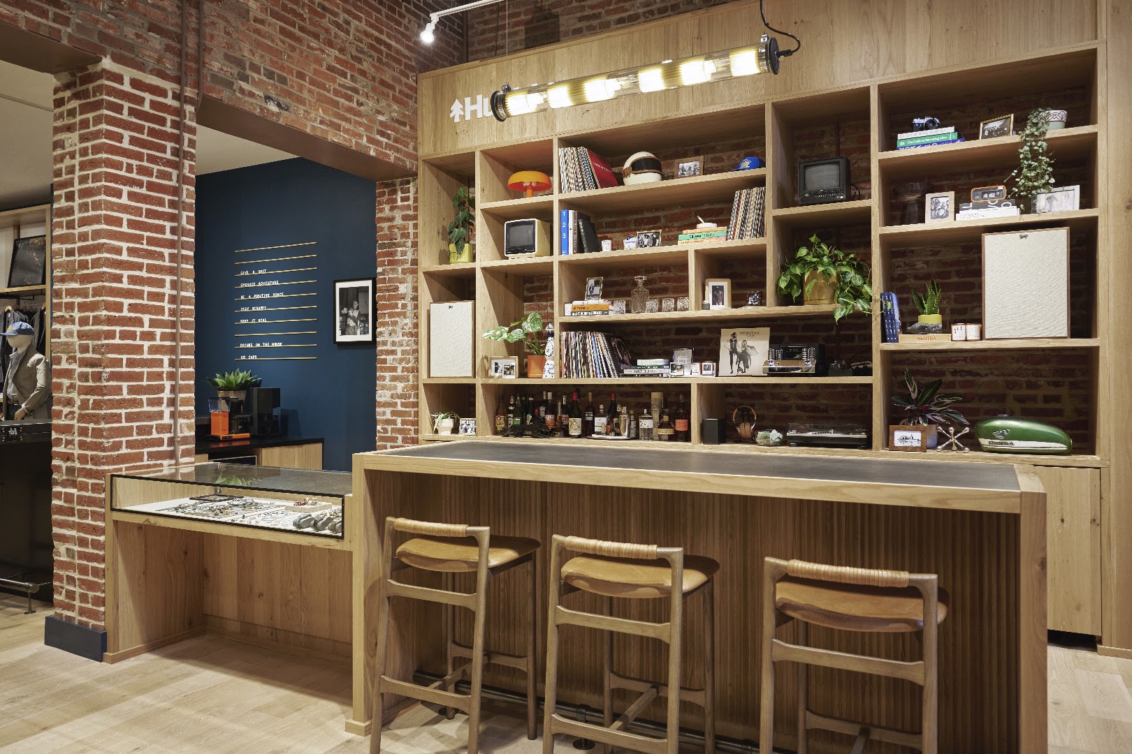 Huckberry: high quality shop interior photo
