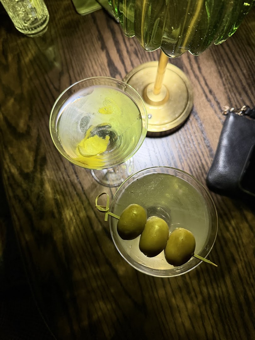 Isla & Goodlove: high quality, appealing cocktail photo