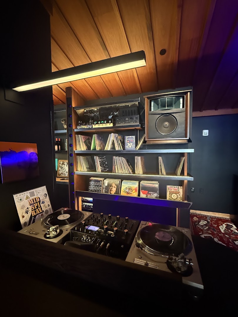 La Betty: high quality interior atmosphere shot