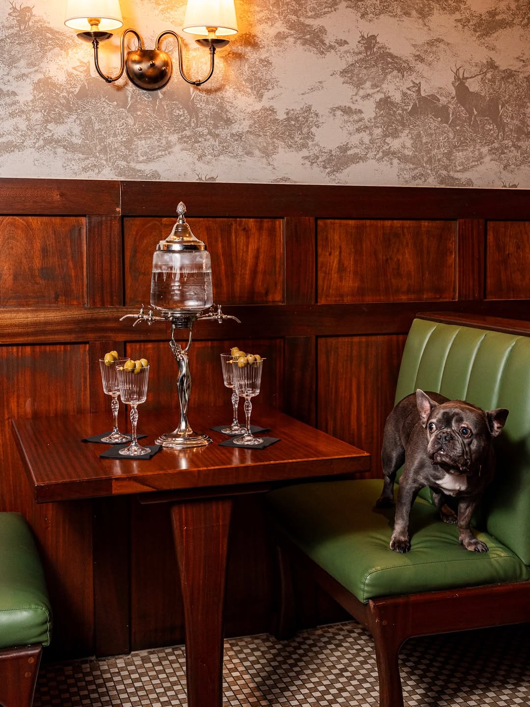 Lobby Bar: high quality, atmospheric venue photo