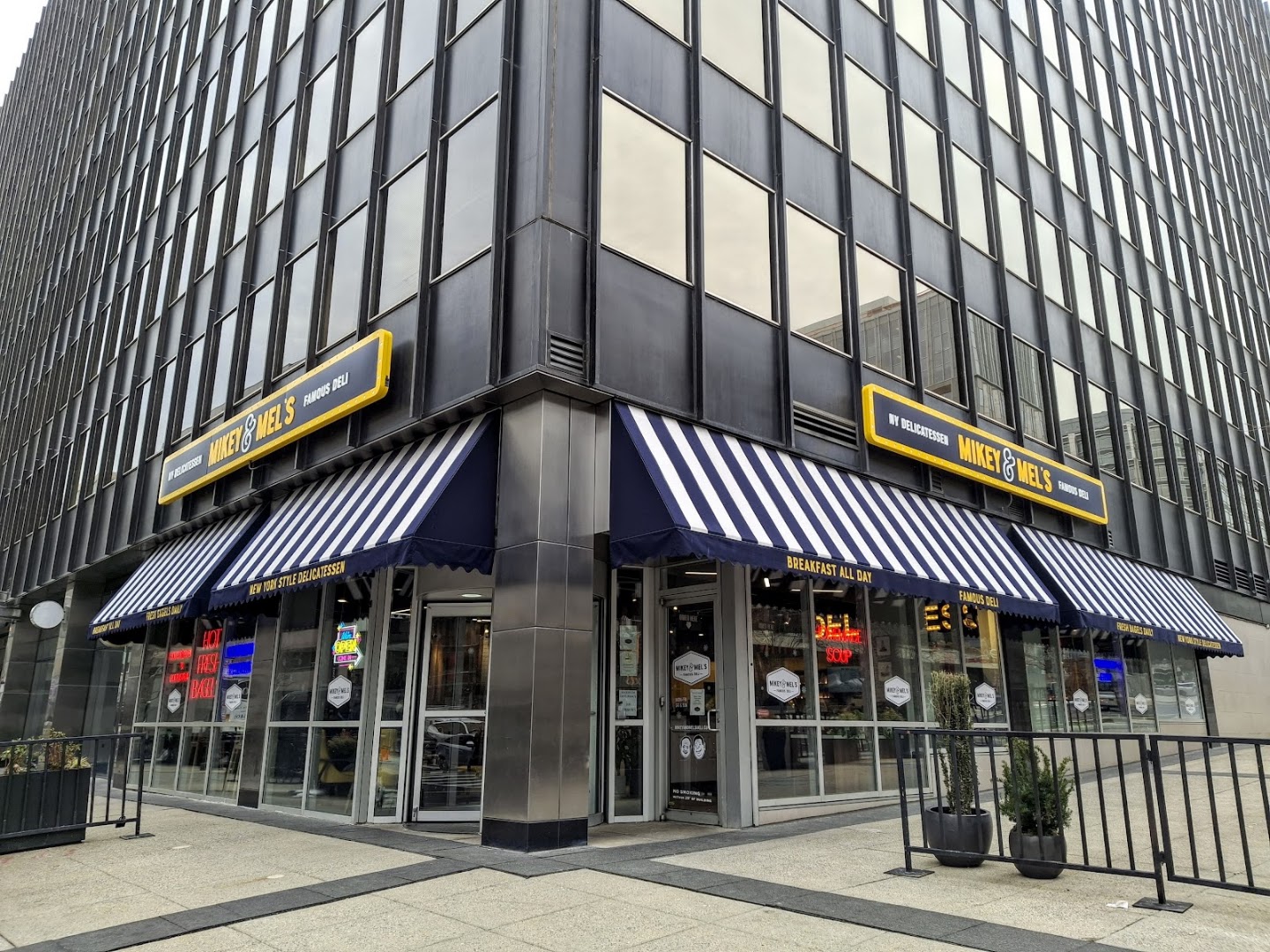 Mikey & Mel's: clear exterior shot of venue