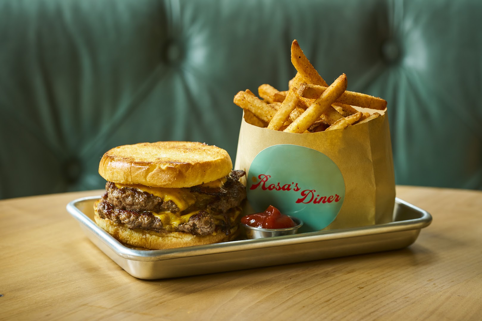 Rosa's Diner: professional, appetizing food photography