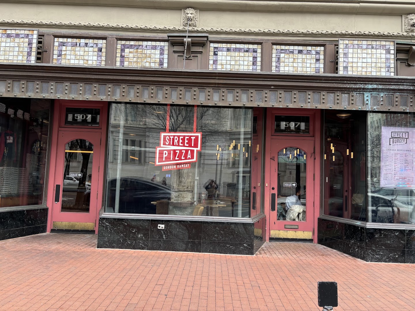 Street Burger: clear exterior shot of restaurant