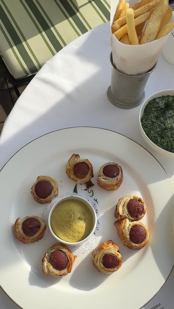 The Occidental: appetizing food photography
