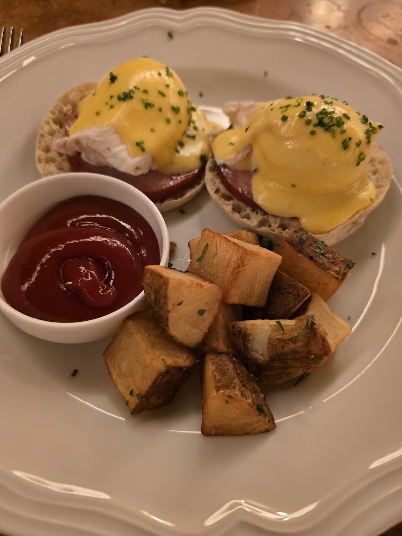 The Riggsby: appetizing photo of restaurant food
