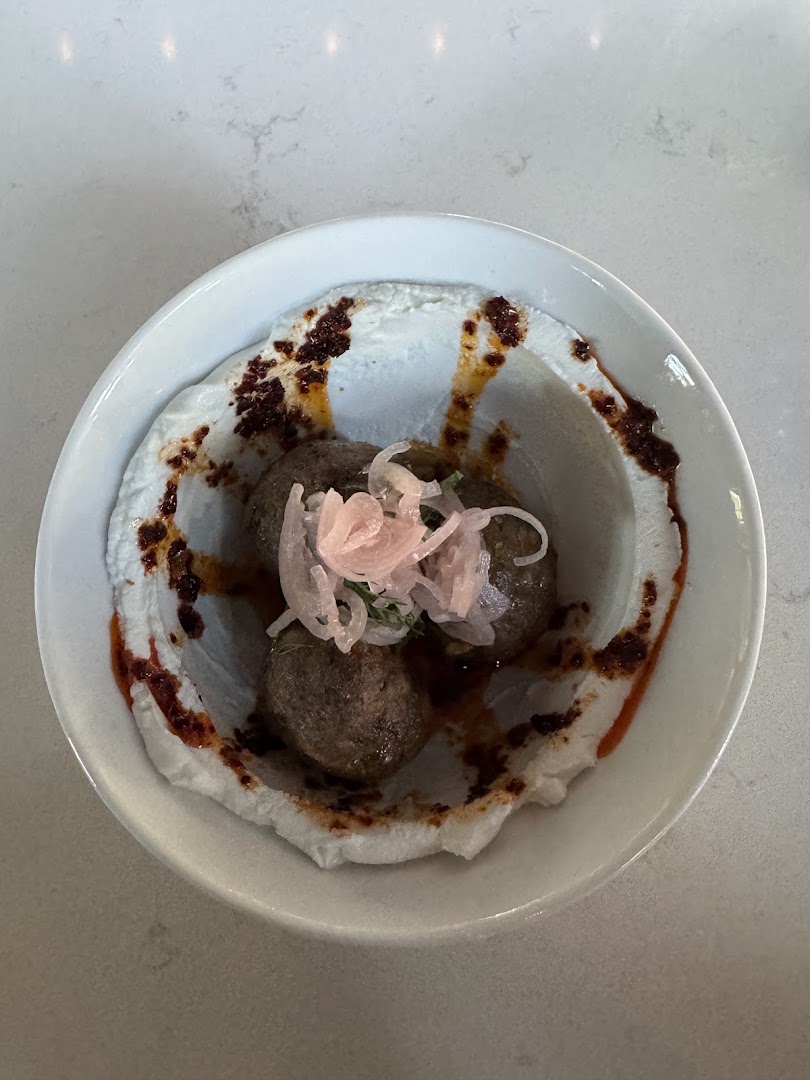Ugly Duckling: appetizing, high-quality food photography