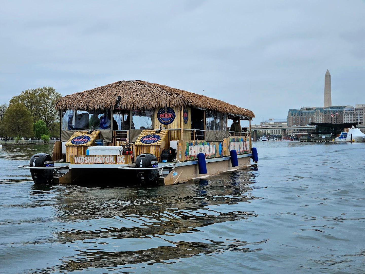 Whitlow's At The Wharf: venue atmosphere and location