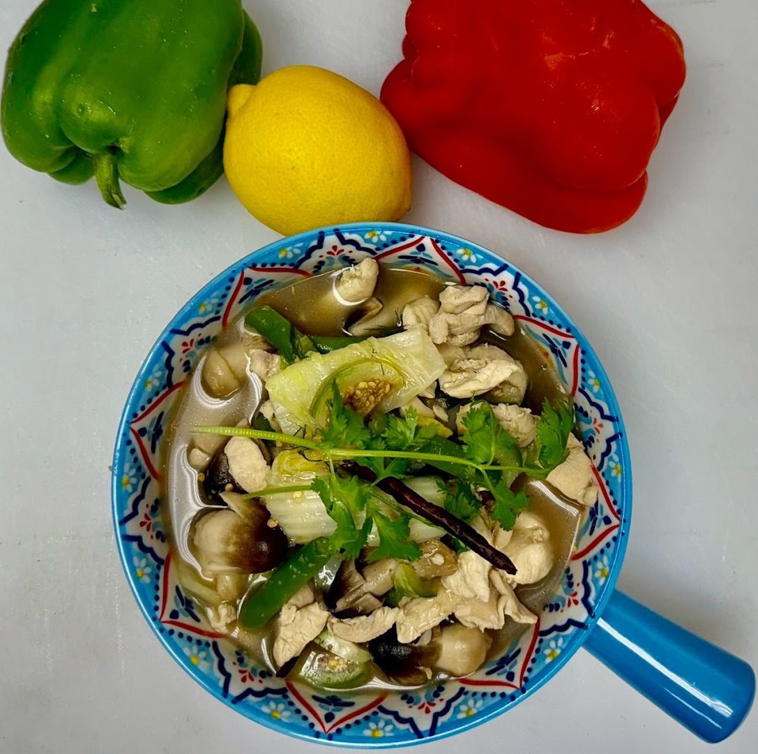 ZomTum: appetizing, high-quality food photography