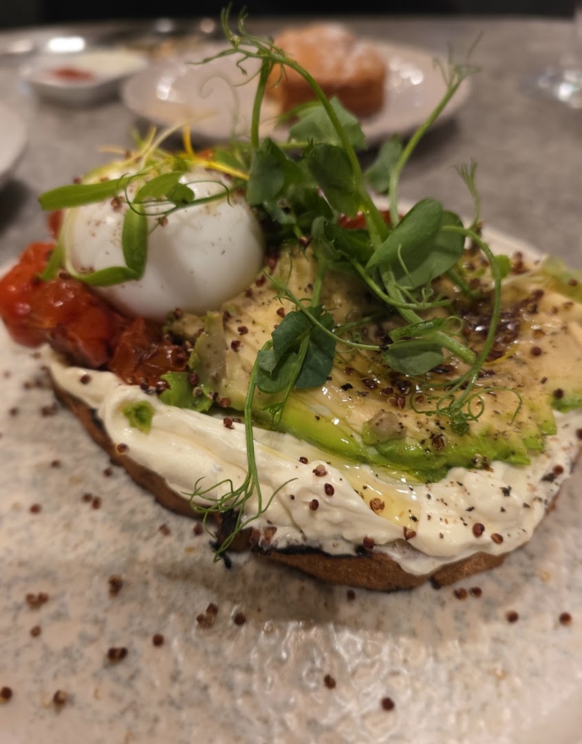 Bisiesto: appetizing, high-quality food photography