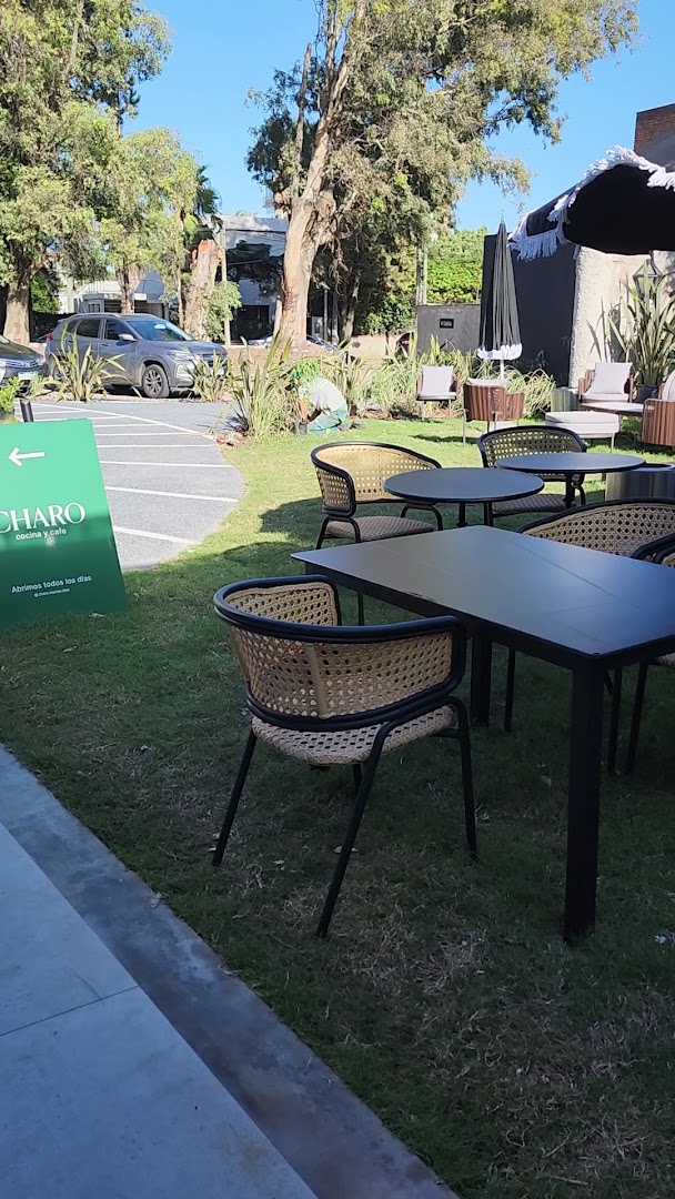 Charo: clear photo of restaurant terrace
