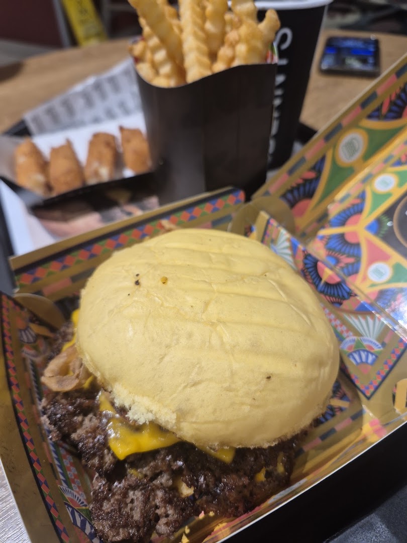 Dean & Dennys: appetizing photo of restaurant food