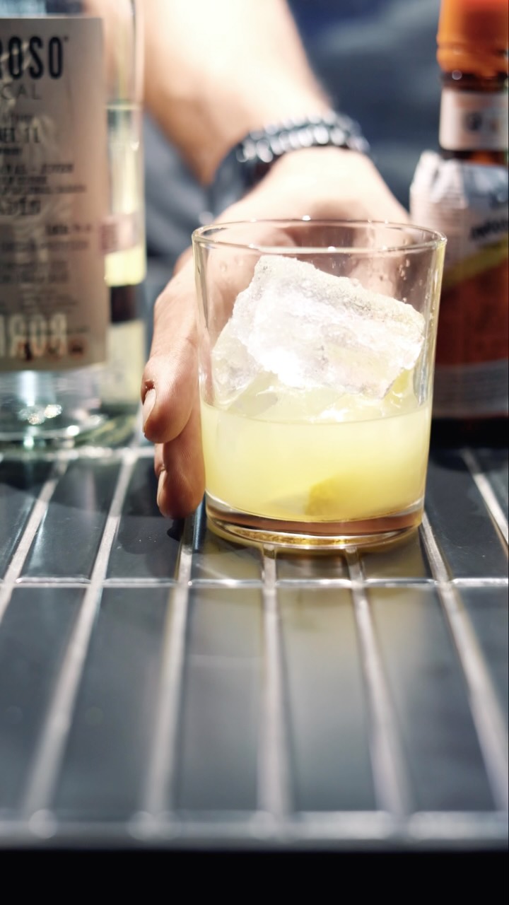 Hopper Bistró: high quality professional cocktail photo