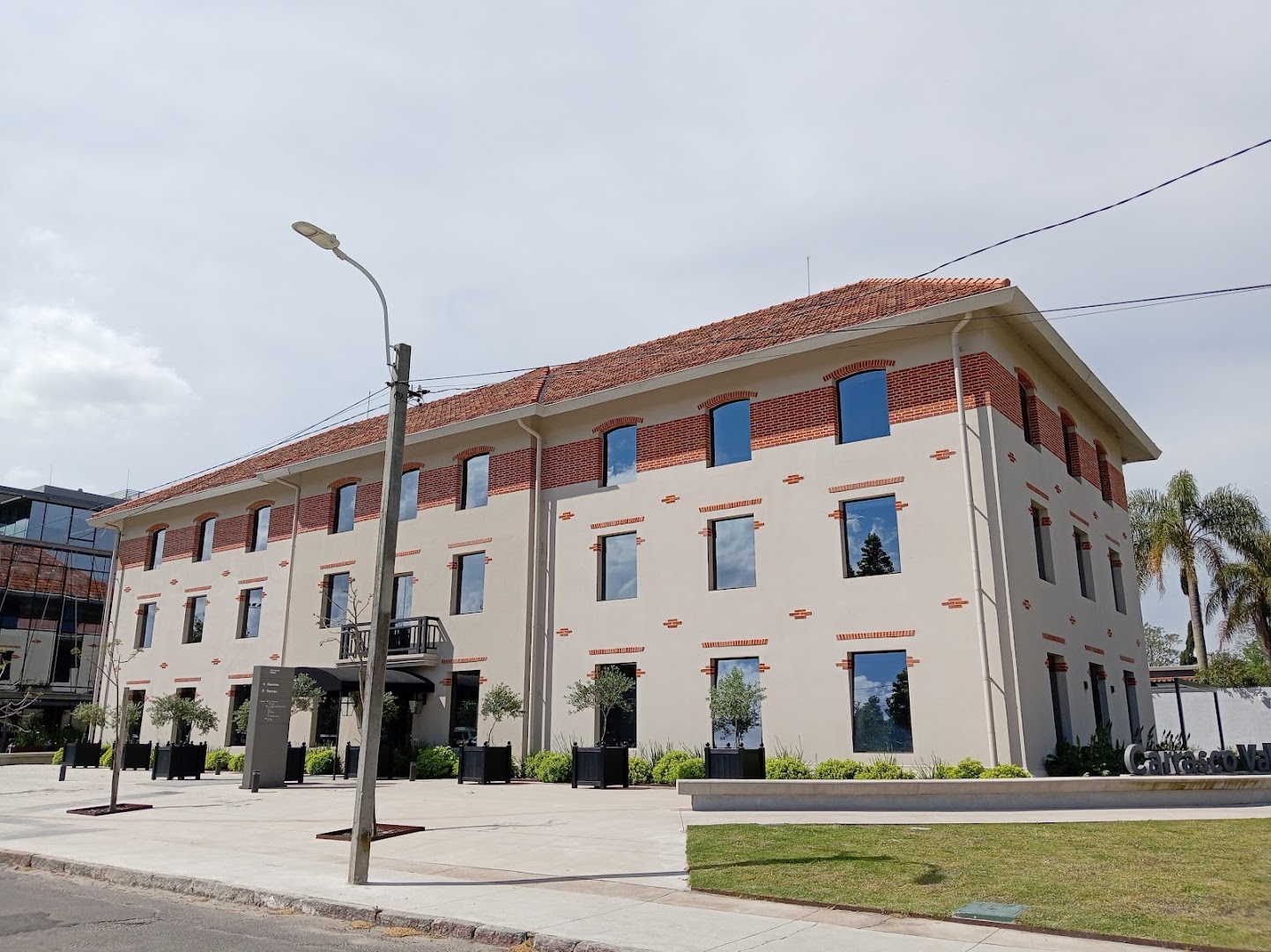 Norimoto: clear exterior shot of venue