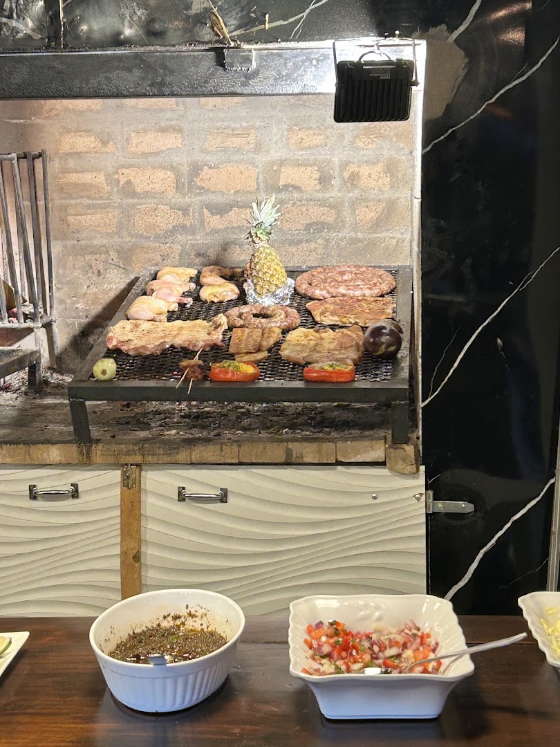 Adoquín Buffet: appetizing photo of grilled food