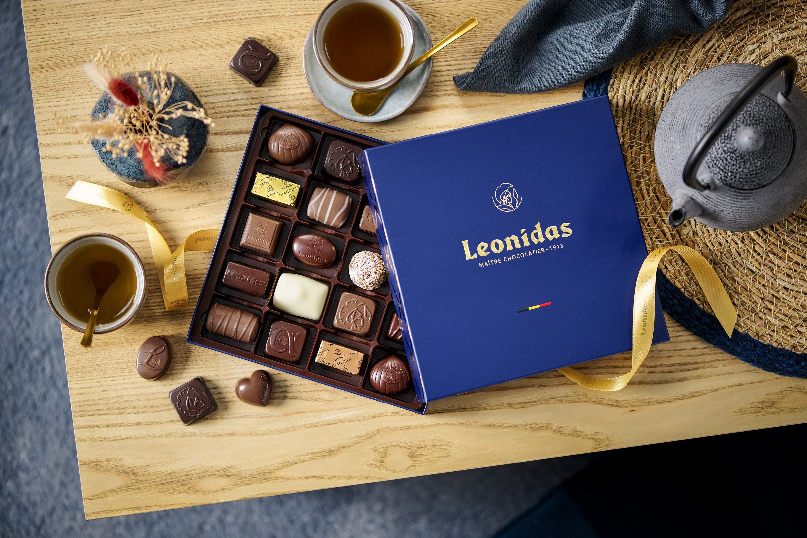 Leonidas: professional product photography of shop items