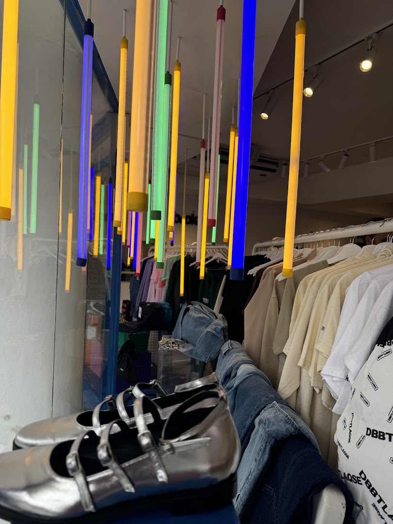 The Kul Store: attractive shop interior and products