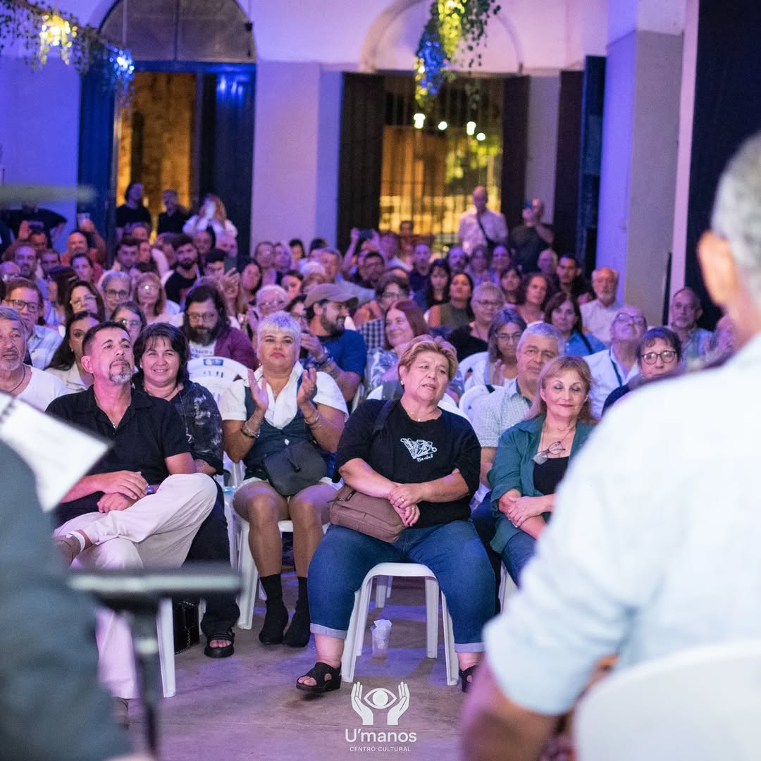 Centro Cultural U'Manos: venue atmosphere and audience