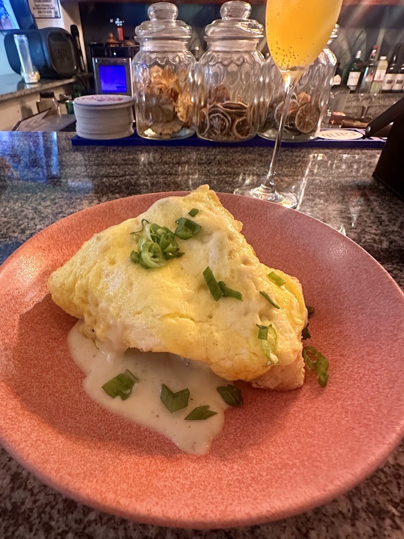 B&B Kitchen: appetizing food photo at restaurant