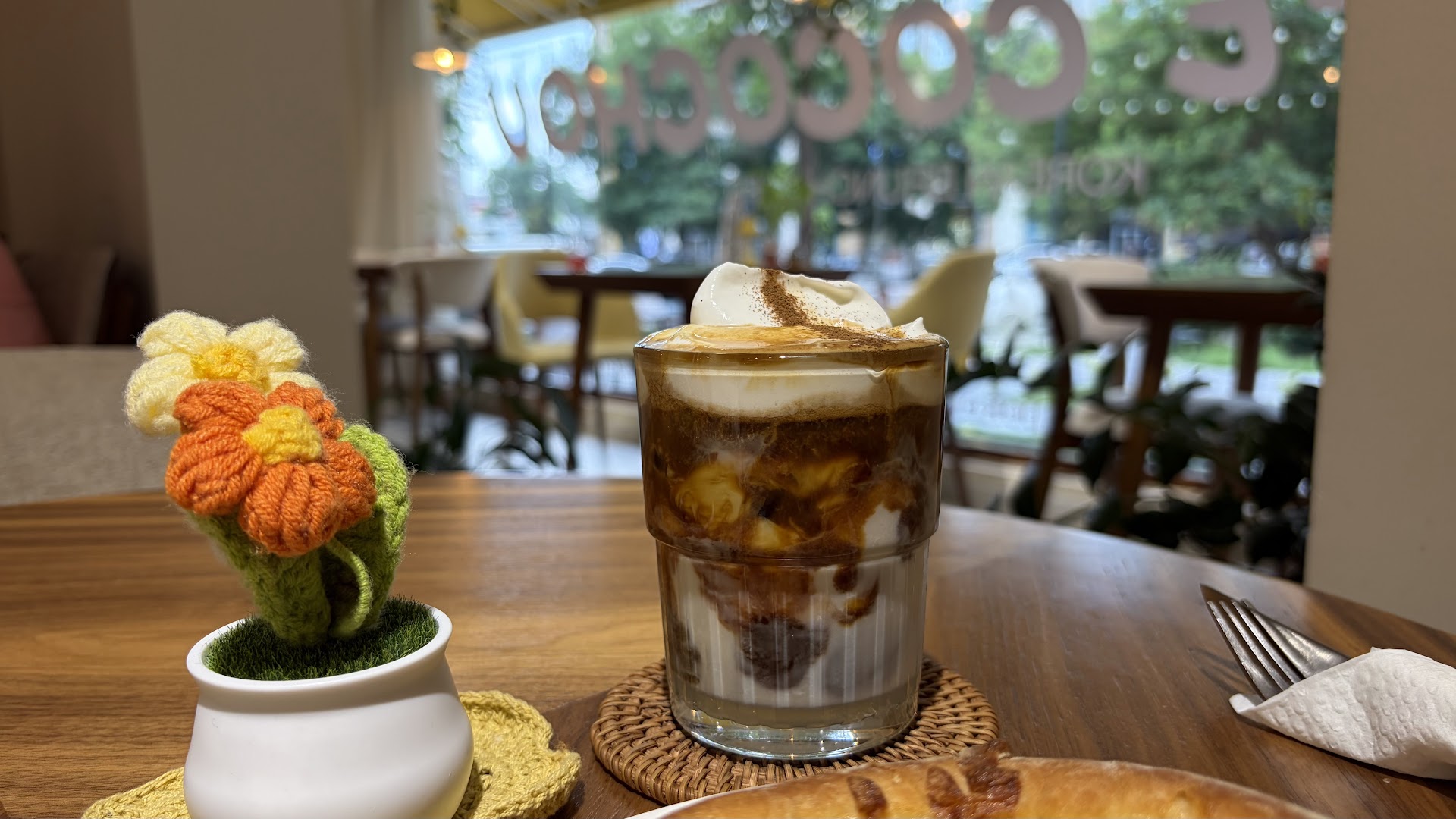 COCOCHOU BAKERY: appealing photo of coffee drink