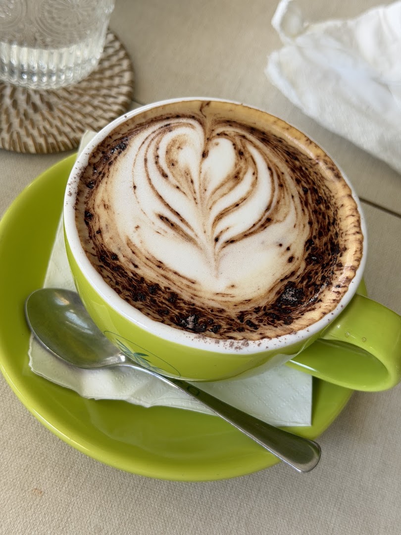 Coco & Co: high quality latte art photo