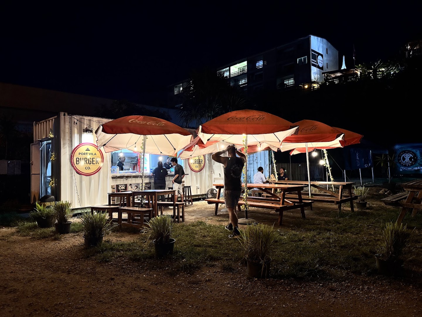 Port Vila Burger Co: inviting atmosphere and clear view