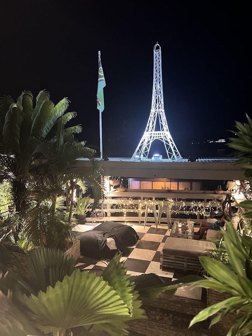 Stone Lounge: attractive atmosphere and clear view