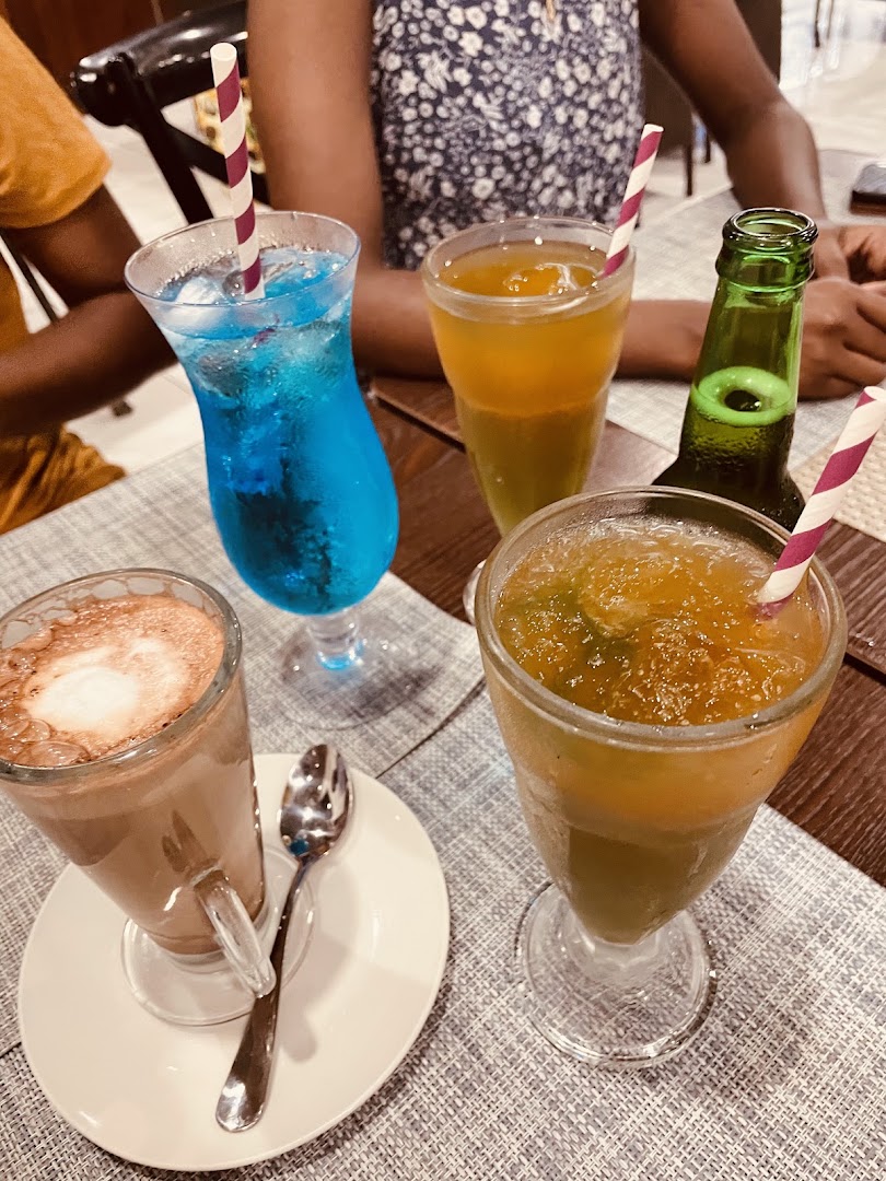 The Playground Cafe: appetizing photo of cafe drinks