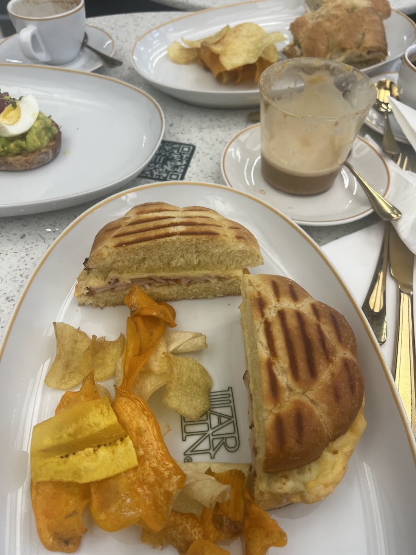 JJJardín: appetizing food photo for venue