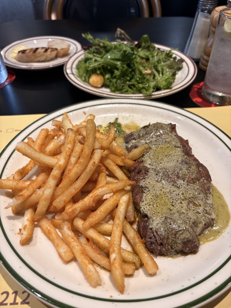 L'Entrecôte 212: appetizing photo of restaurant food
